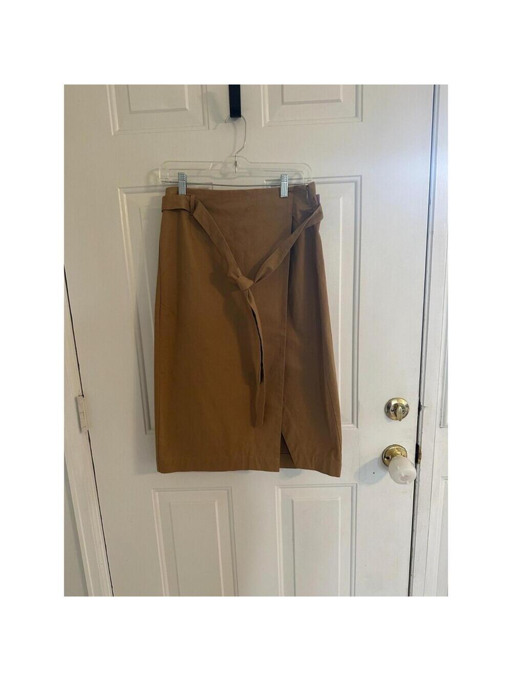 Banana Republic Camel Wrap Midi Skirt Size 2 Belted
